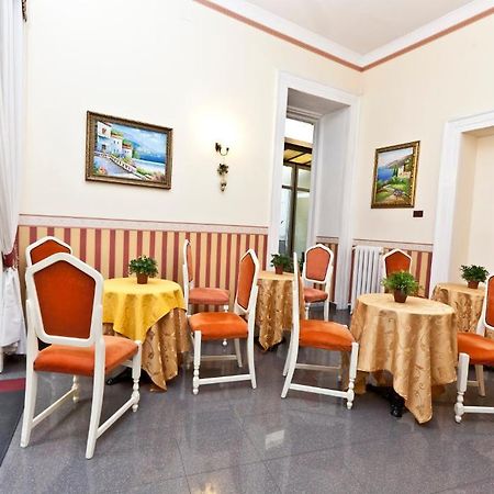 B&B MediNapoli Bagian luar foto