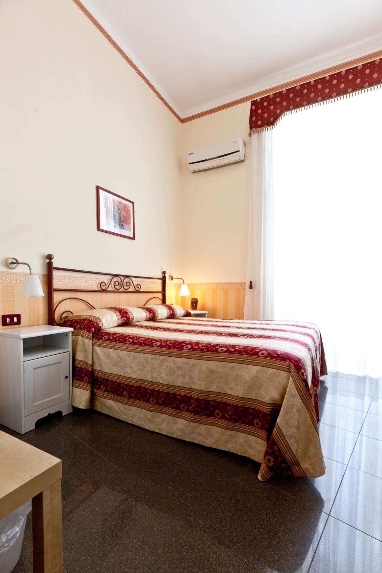 B&B MediNapoli Ruang foto