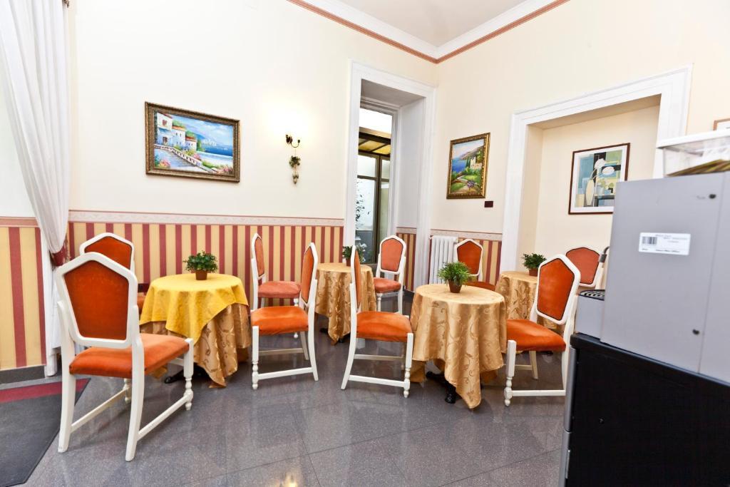 B&B MediNapoli Bagian luar foto